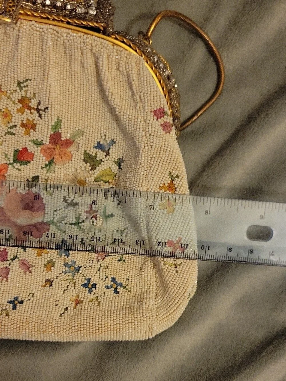 Handmade Vintage Embellished Floral Beaded Handbag - Cream